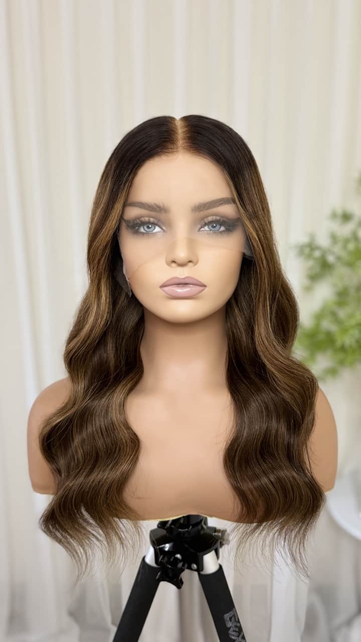 Toya - Beautiful glueless lace front wigs
