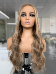 Silky Loose Wave Lace Frontal Wig 180% Density FT-11