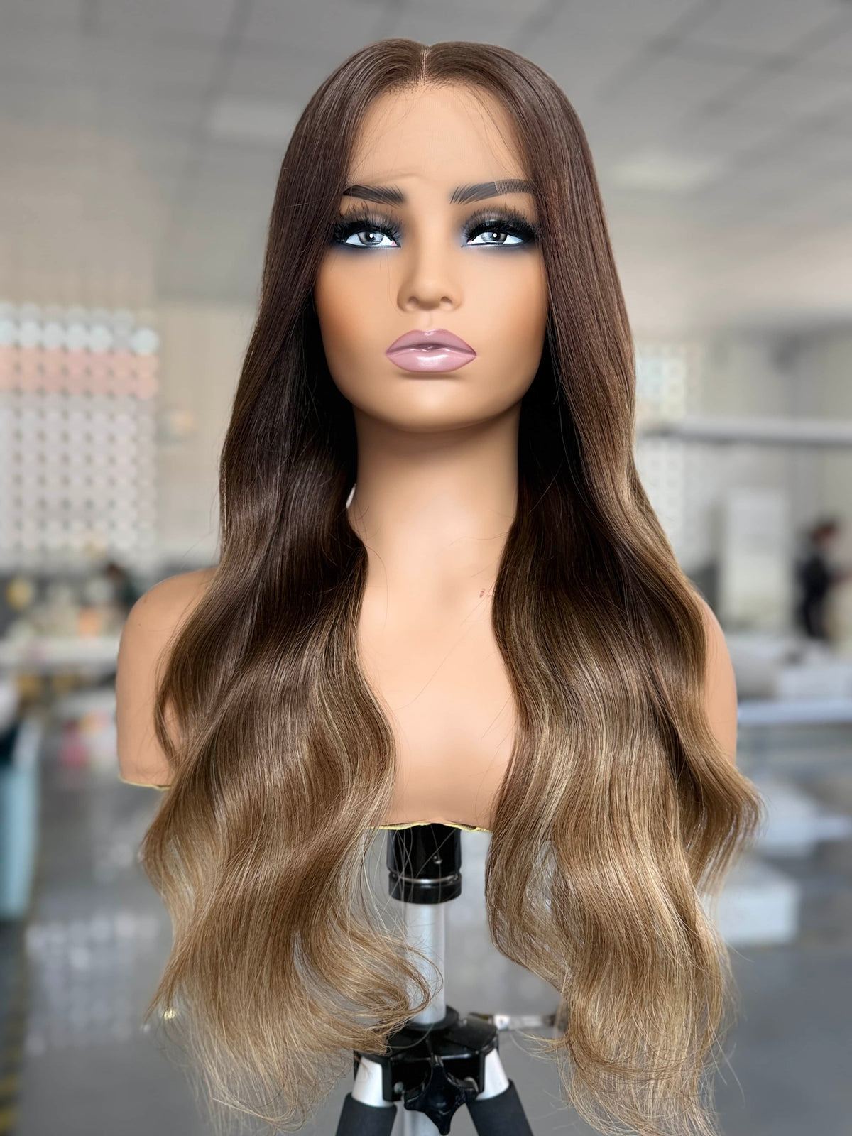 Melissa - Beautiful glueless lace front wigs