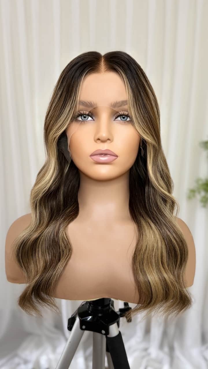 Kia - Beautiful glueless lace front wigs