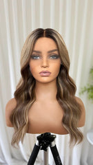 Lily - Beautiful glueless lace front wigs